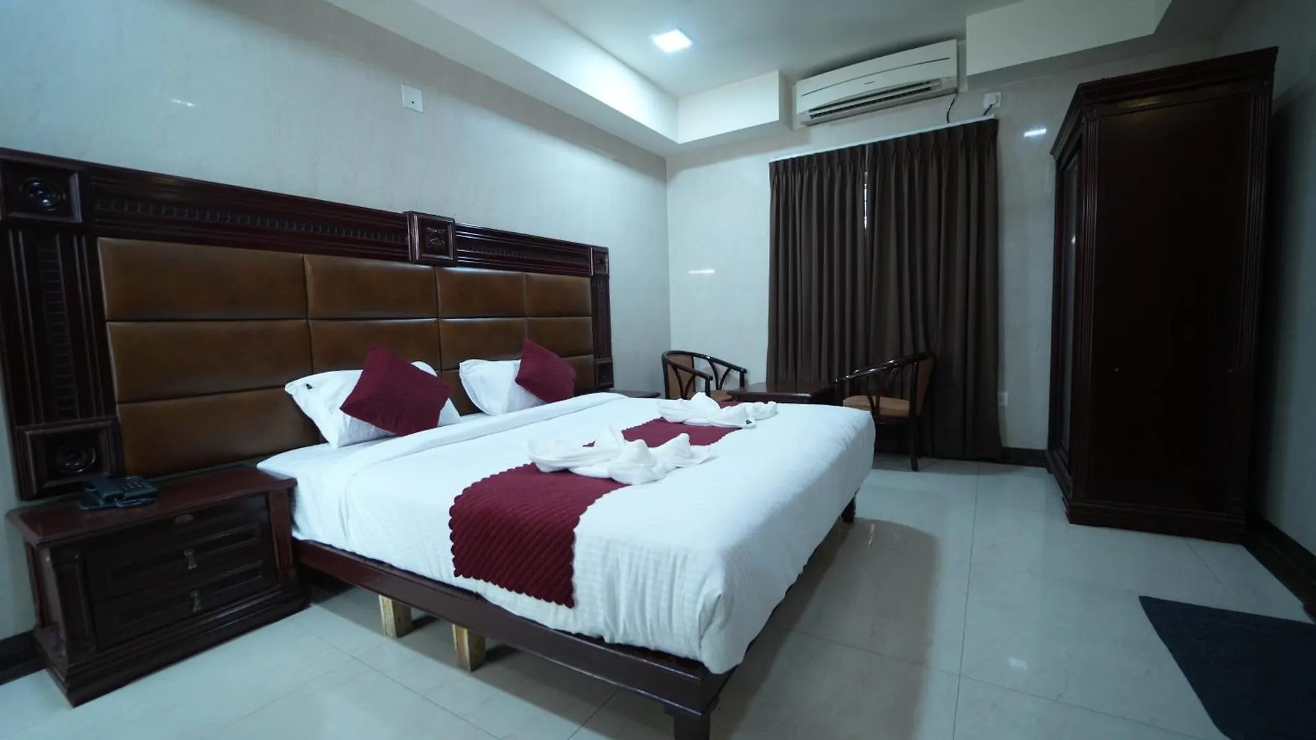 Hotel Mazus Urban Express Mysore