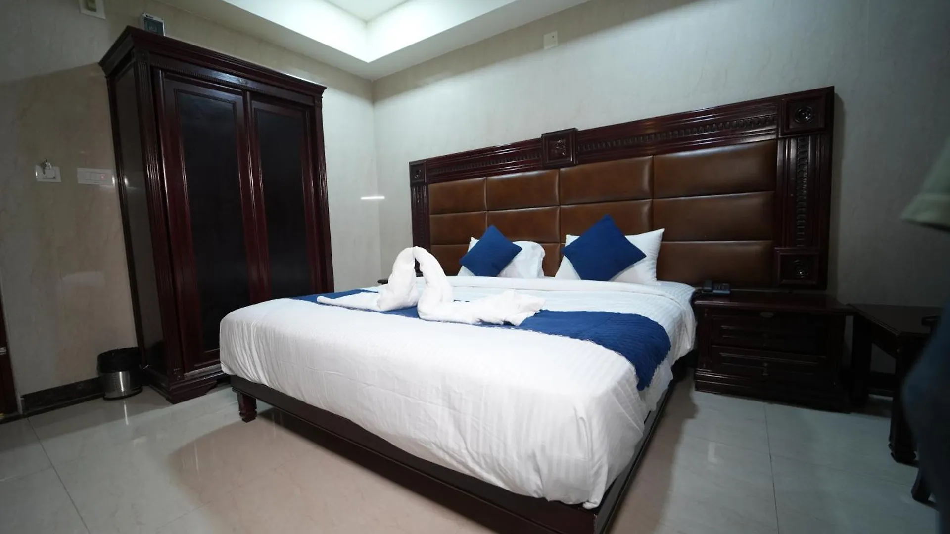 Hotel Mazus Urban Express Mysore