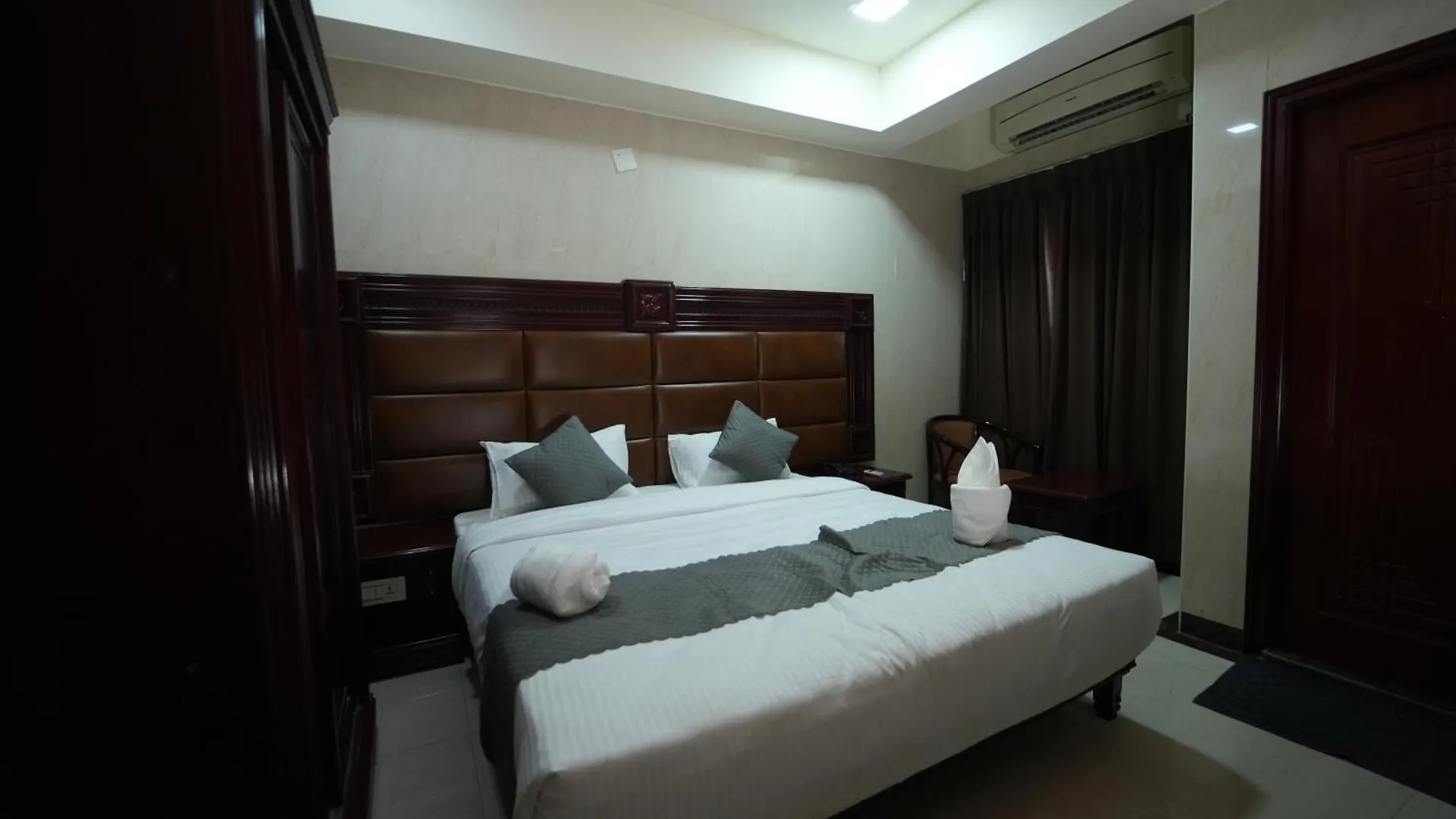 Hotel Mazus Urban Express Mysore India